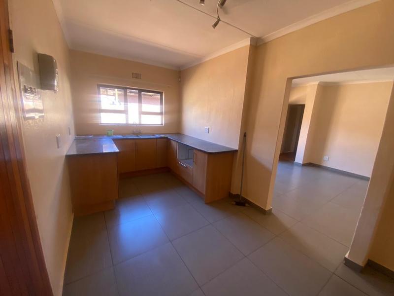 To Let 4 Bedroom Property for Rent in Kathu Northern Cape